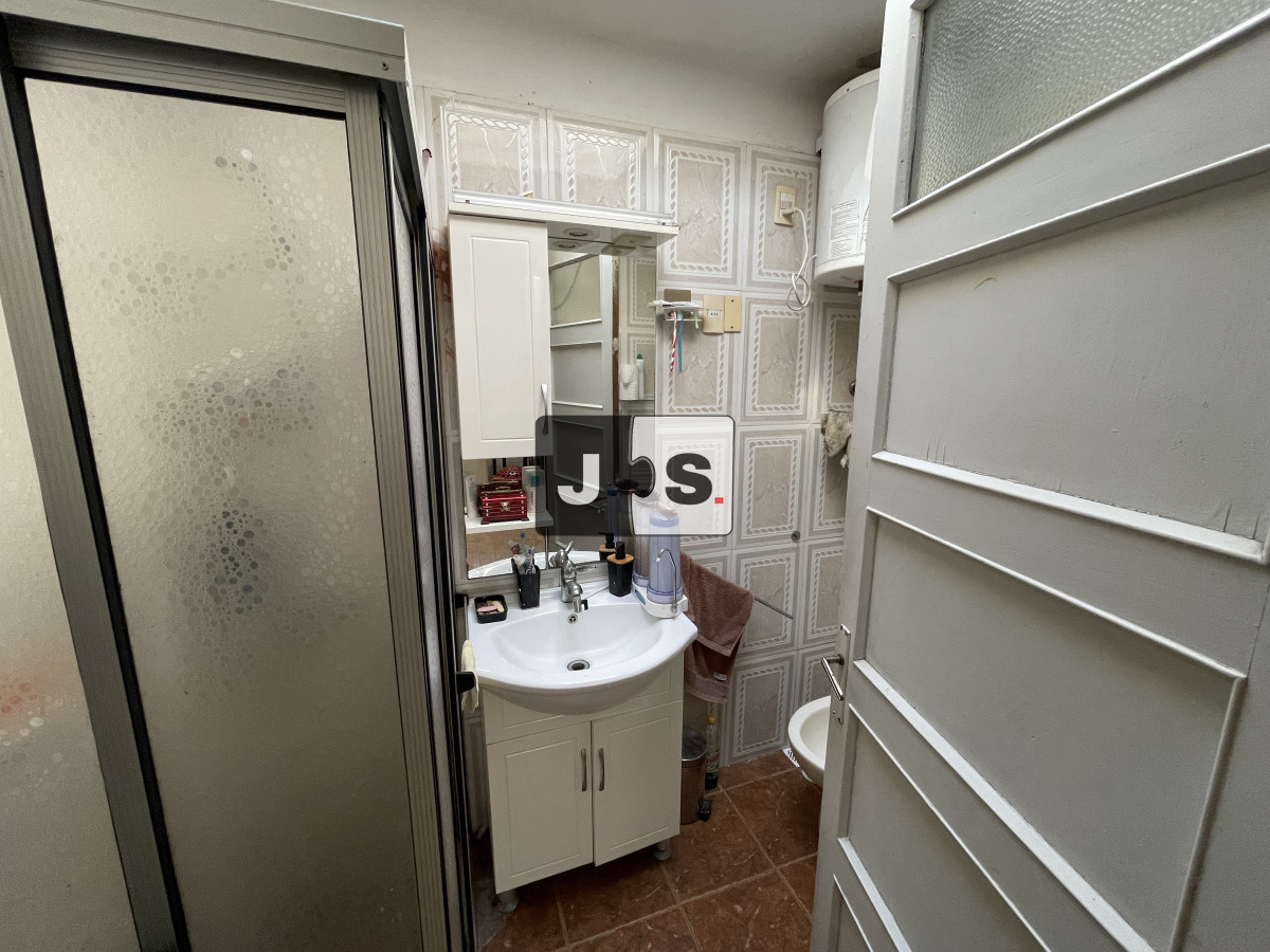 Apartamento ID.3694 - Venta apartamento interior 2 dormitorios 1 baño terraza garage Goes 