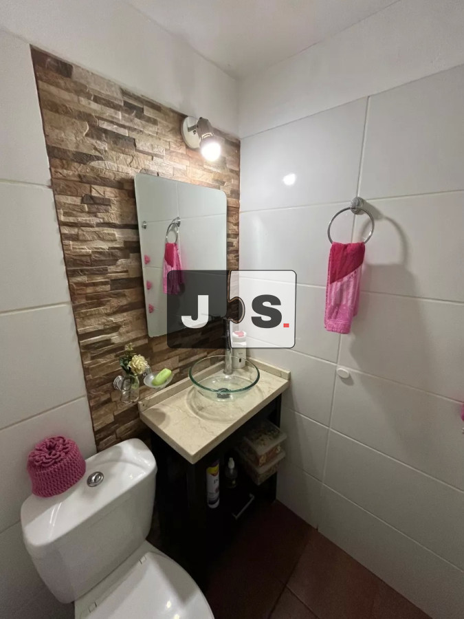 Apartamento ID.1633 - Venta Apartamento 1 dormitorio sobre 18 de julio con Renta
