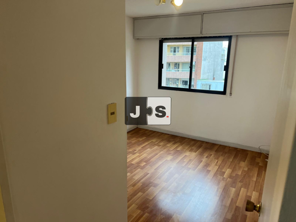 Apartamento ID.2828 - Alquilo Apartamento, 2 Dormitorios, 2 baños, Garage Fijo, Barrio Punta Carretas
