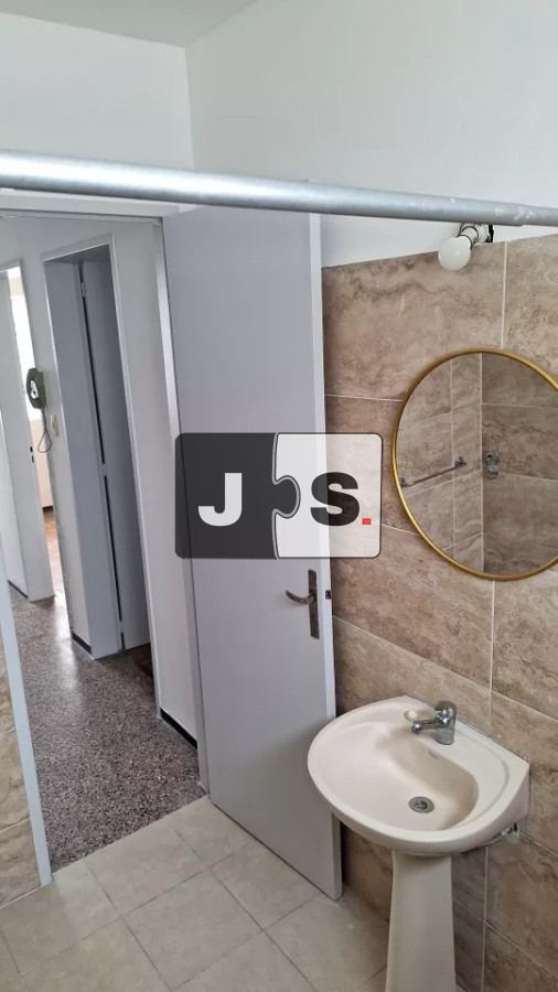 Apartamento ID.2734 - Vendo apartamento de 1 dormitorio en La Blanqueada, Montevideo.