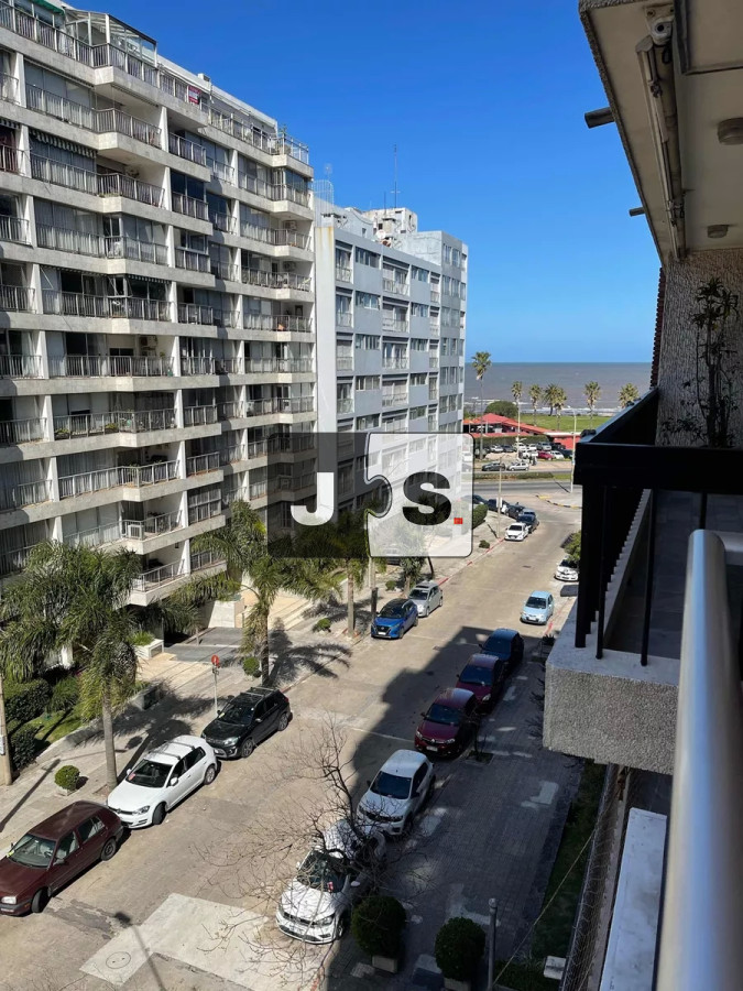 Apartamento ID.1987 - Alquiler Monoambiente Balcon A Metros del Mar, Villa Biarritz