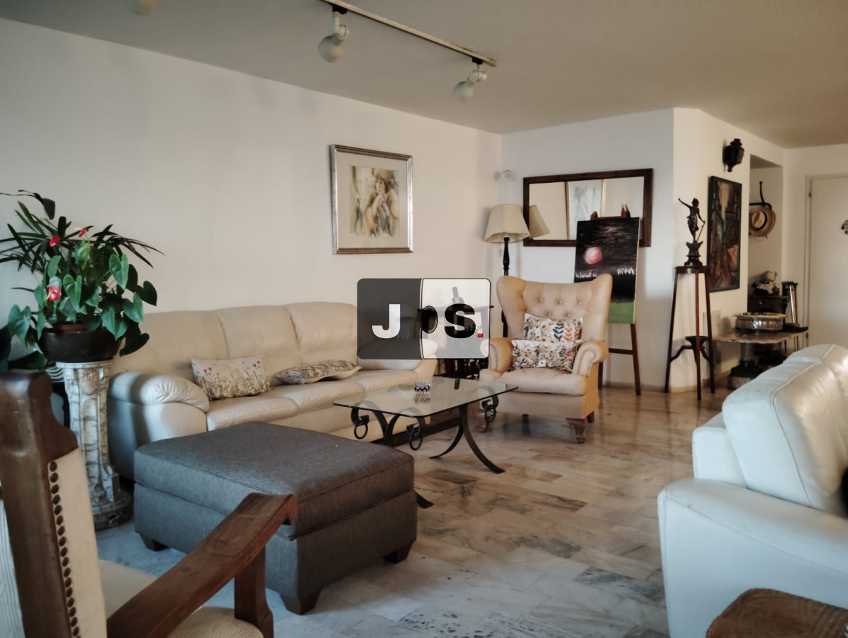 Apartamento ID.2984 - Vendo Apartamento, 4 Dormitorios, 4 Baños, Punta del Este