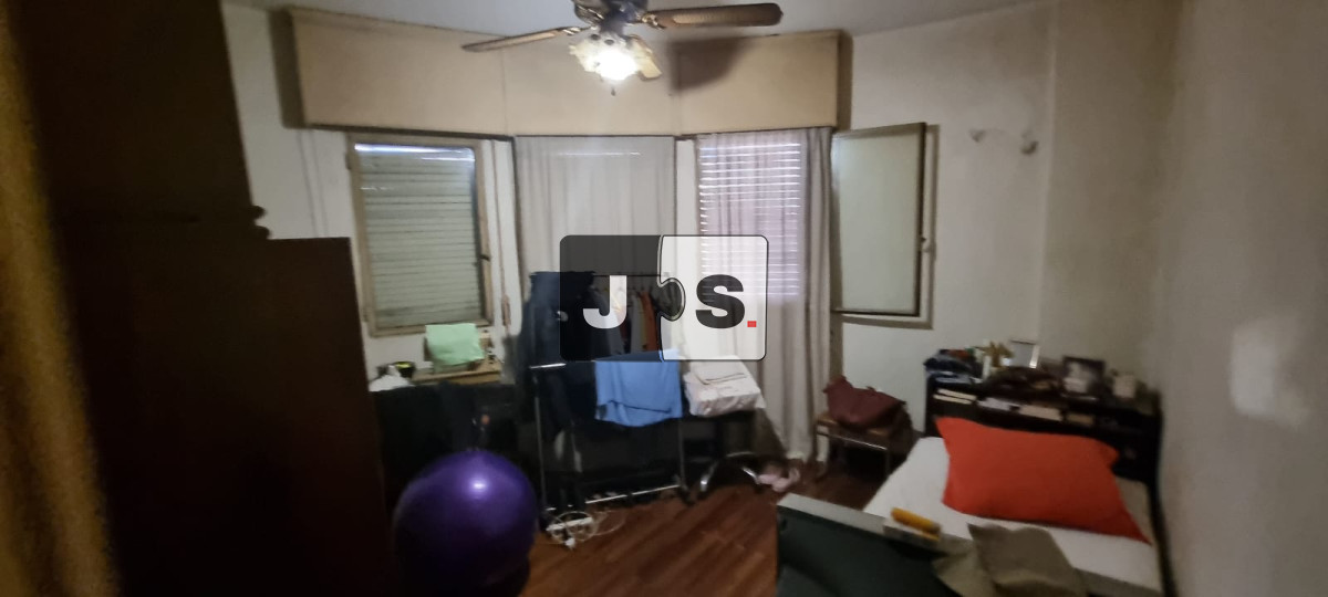 Apartamento ID.812 - Venta apartamento 4 dormitorios Centro Montevideo