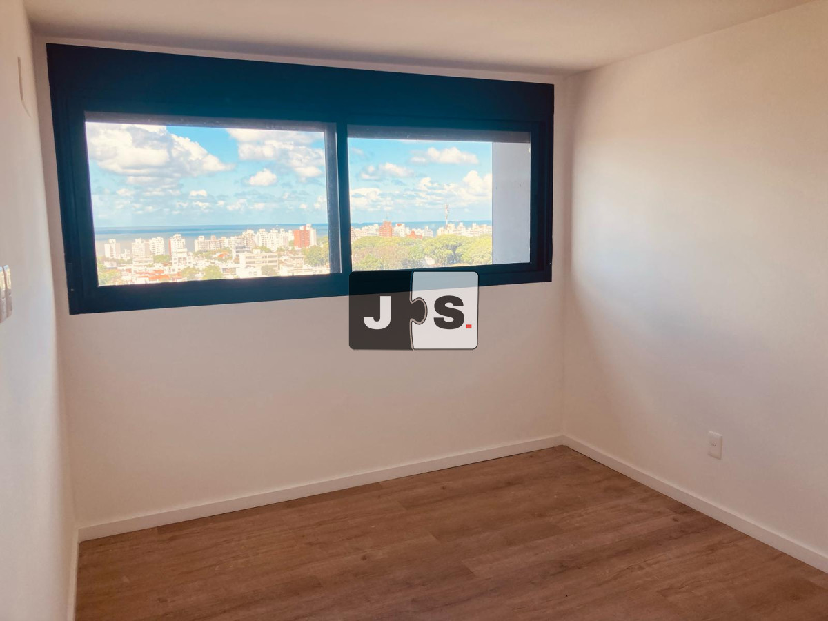 Apartamento ID.3145 - Vendo Apartamento, 3 Dormitorios, 2 Baños, Cochera Doble, Barrio Malvin