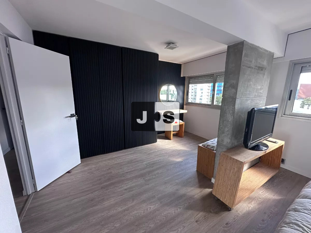 Apartamento ID.3310 - Alquilo apartamento 2 dormitorios en Puerto del Buceo amoblado con cochera!