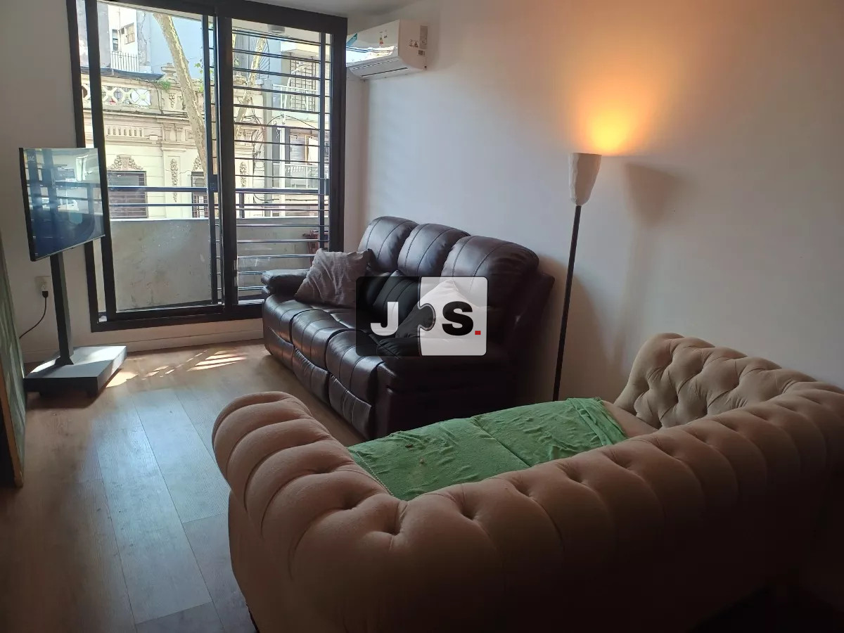 Apartamento ID.3204 - Traspaso Apartamento, 1 dormitorio, 1 baño, Barrio Centro