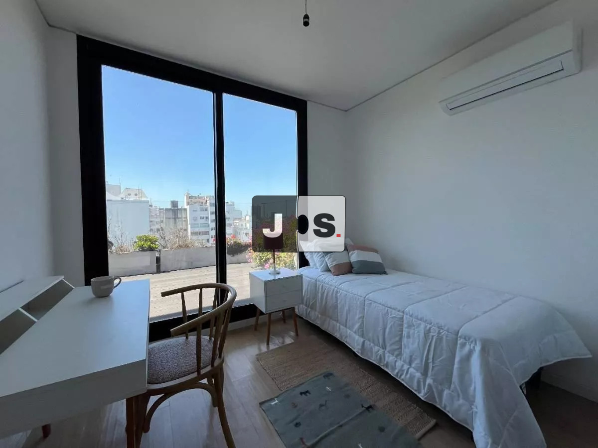 Apartamento ID.2937 - Vendo Apartamento, 2 Dormitorios, 2 Baños, Barrio Centro