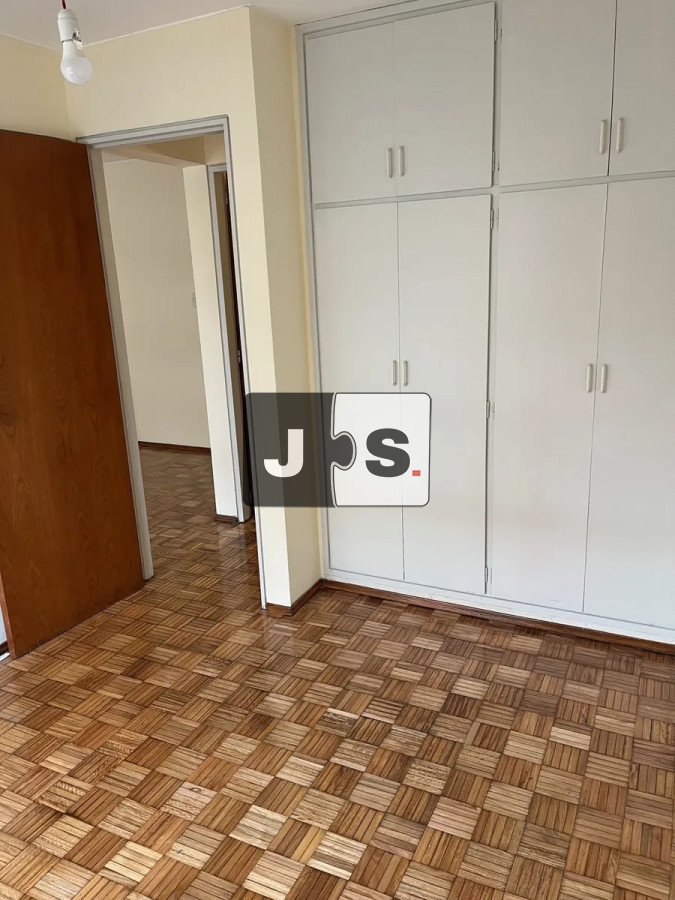Apartamento ID.4436 - Venta Apartamento en Punta Carretas, 1 dormitorio y 1 baño. Con Garage
