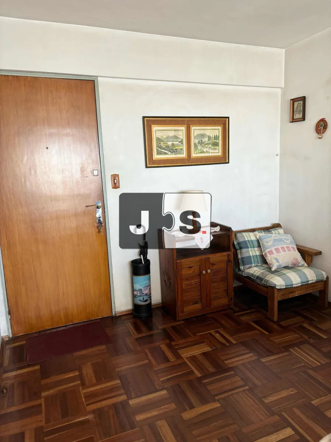 Apartamento ID.3631 - Vendo apartamento de 2 dormitorios en el Centro 