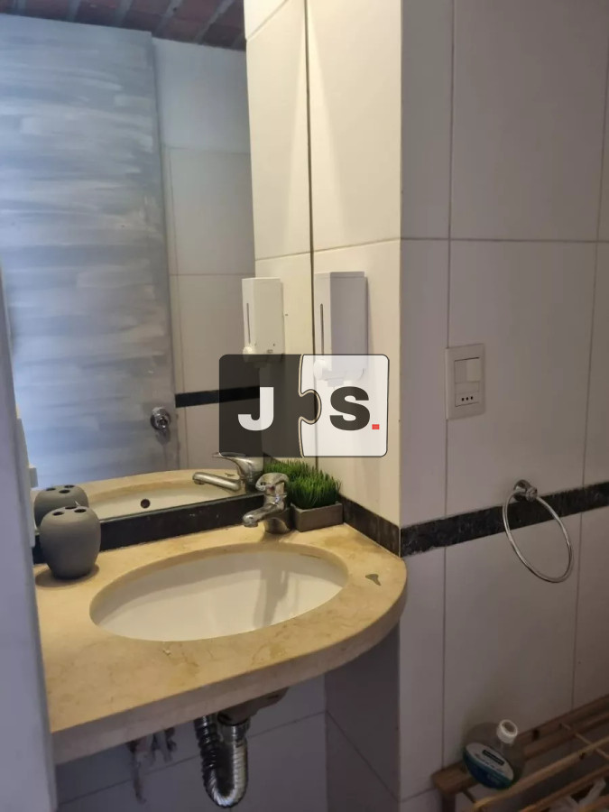 Apartamento ID.3144 - Vendo Apartamento, 2 Dormitorios, 2 Baños, Garage Doble, Barrio Ciudad Vieja