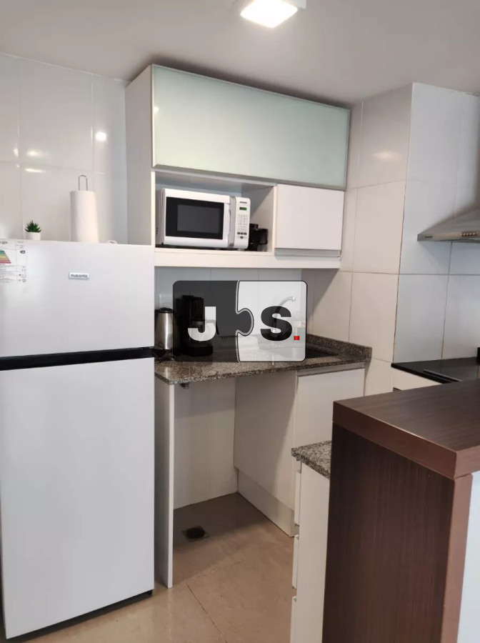 Apartamento ID.3178 - Alquilo apartamento Amueblado, 1 dormitorios, 1 baño, Garage,  Barrio Cordón 
