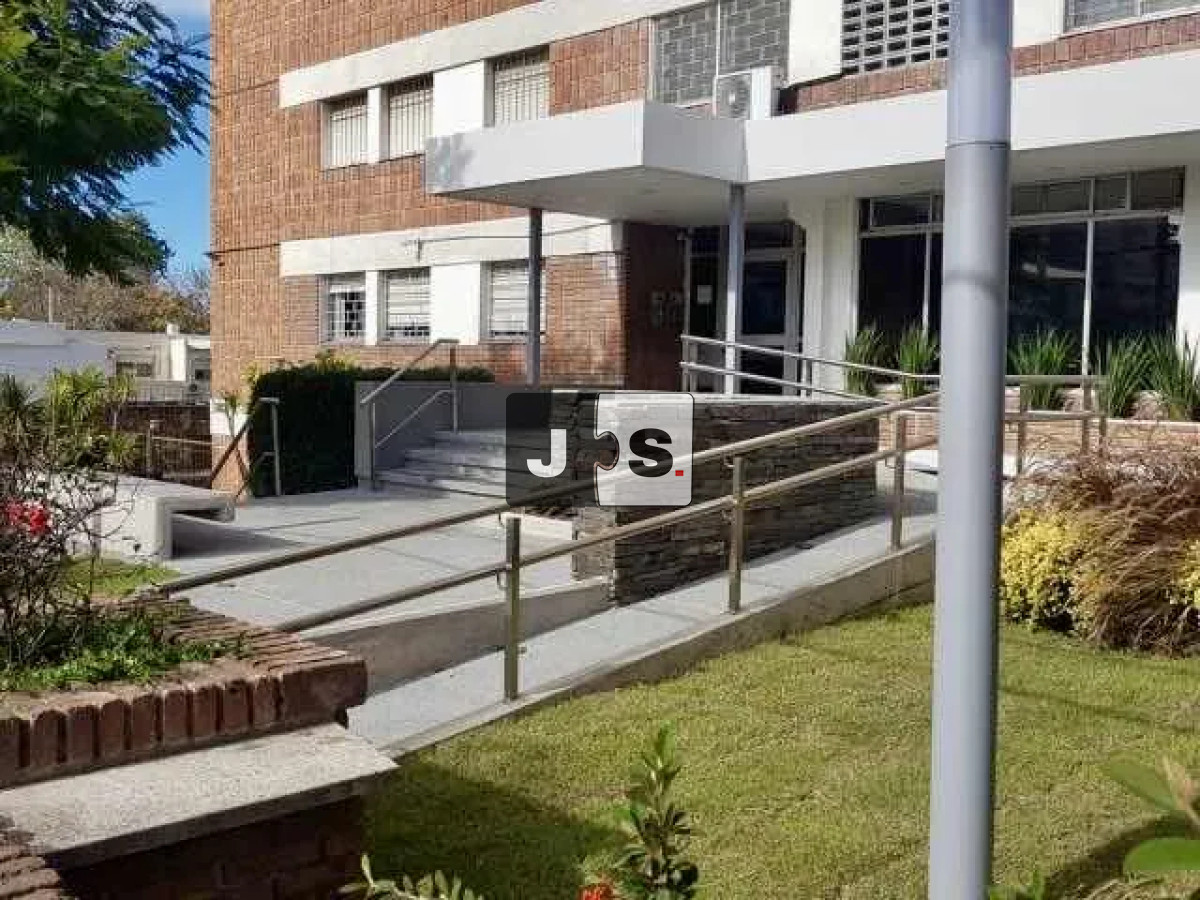 Apartamento ID.3938 - Alquilo apartamento 2 dormitorios en Malvin 