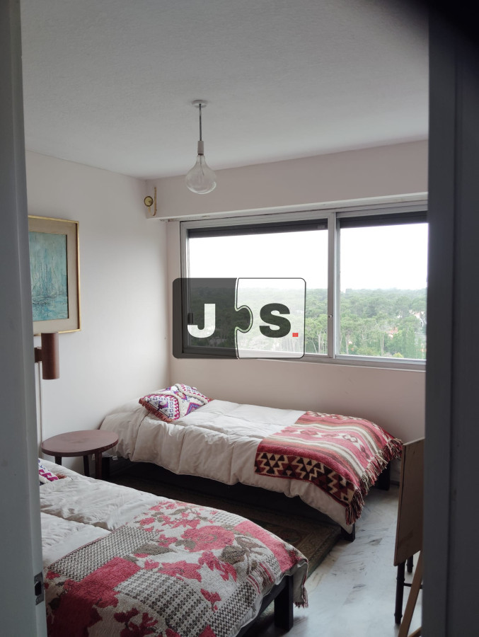 Apartamento ID.2984 - Vendo Apartamento, 4 Dormitorios, 4 Baños, Punta del Este