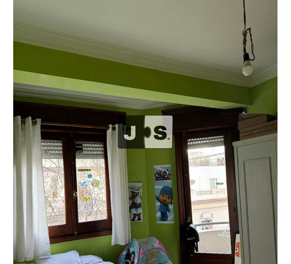 Apartamento ID.2616 - Vendo Apartamento, 3 Dormitorios, 2 Baños, Barrio Centro