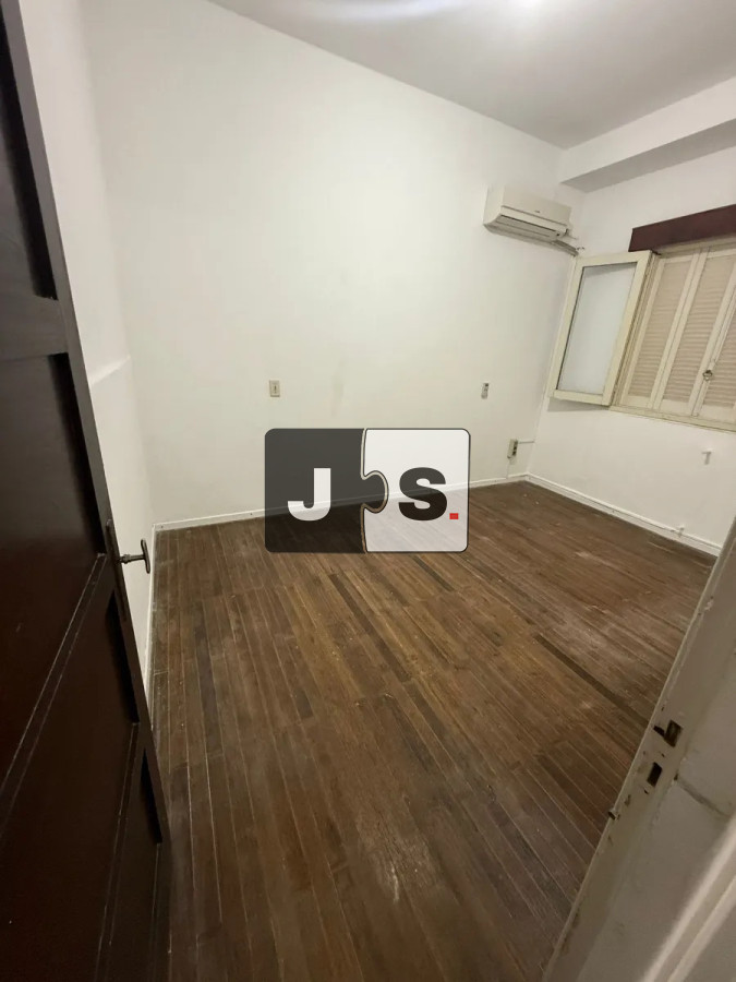 Apartamento ID.4331 - Vendo apartamento de 2 dormitorios en el Centro