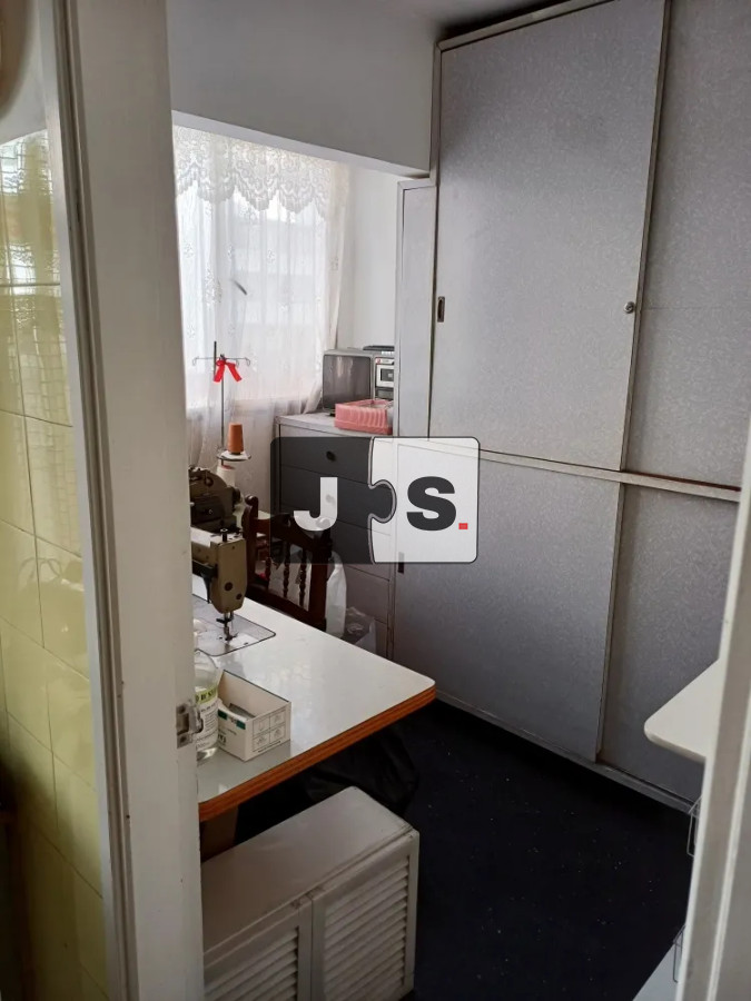 Apartamento ID.4422 - Vendo apartamento 3 dormitorios, 2 baños, cochera, Pocitos
