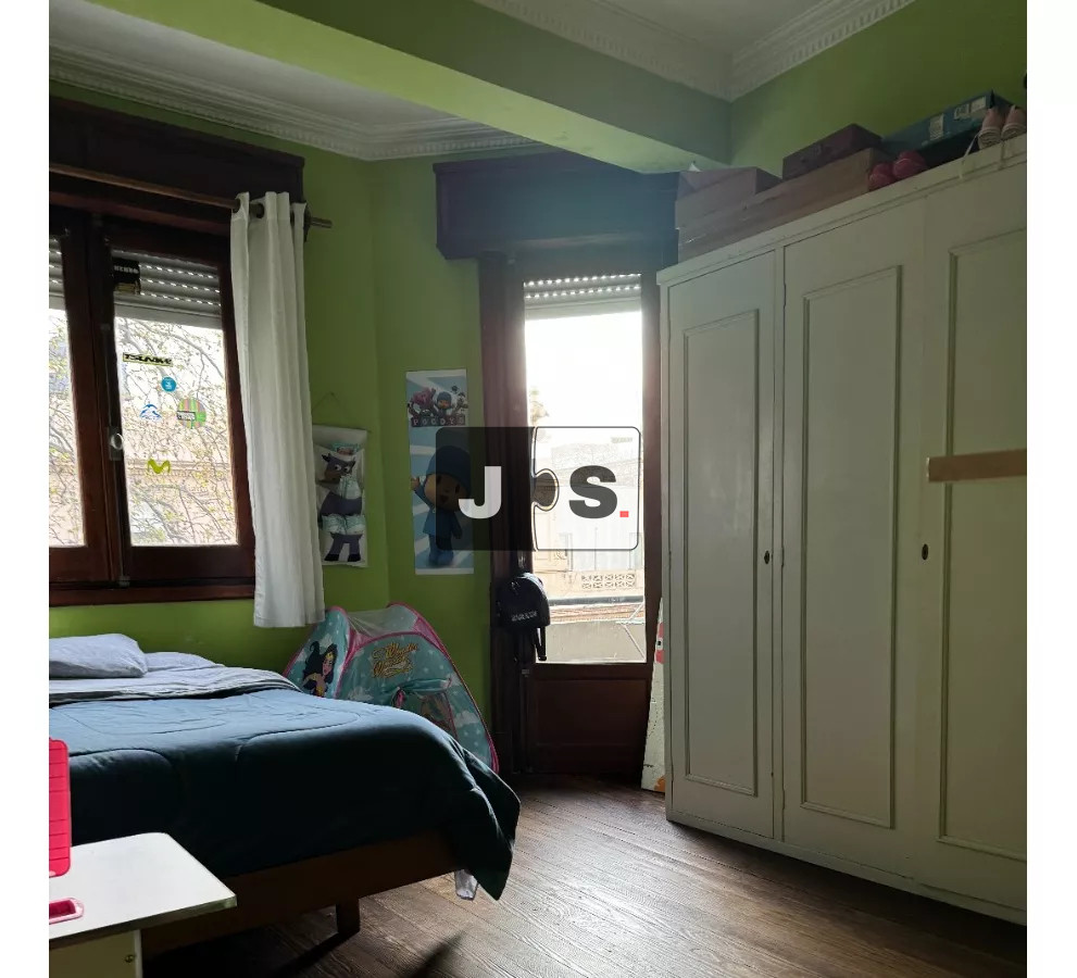 Apartamento ID.2616 - Vendo Apartamento, 3 Dormitorios, 2 Baños, Barrio Centro