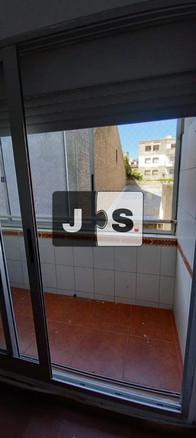 Apartamento ID.3809 - Alquilo apartamento, 2 dormitorios, 1 baño,  Barrio Aguada