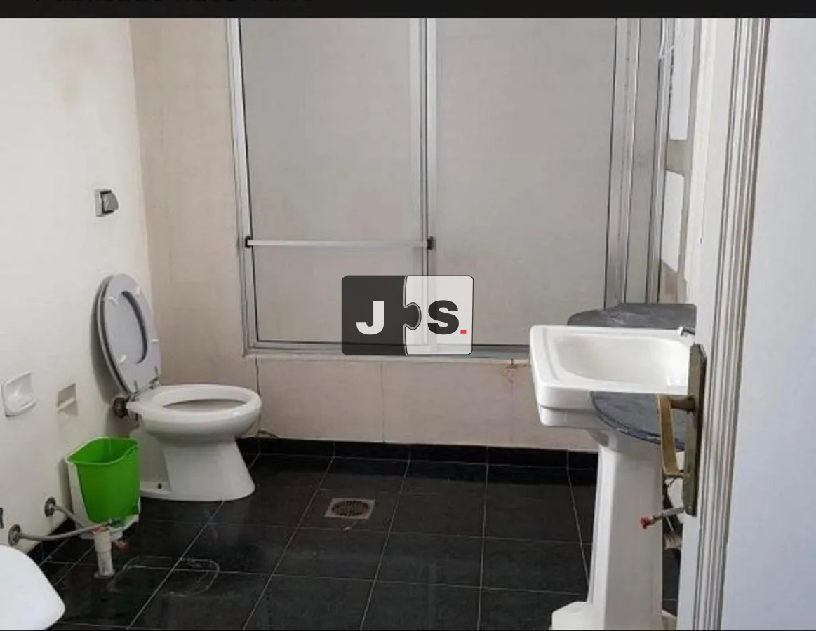 Apartamento ID.3769 - Vendo Apartamento, 7 Dormitorios, 5 Baños, Garage, Barrio Centro
