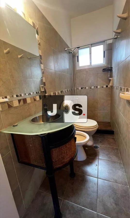 Apartamento ID.2578 - Alquilo apartamento de 3 dormitorios en Parque Rodó, Montevideo