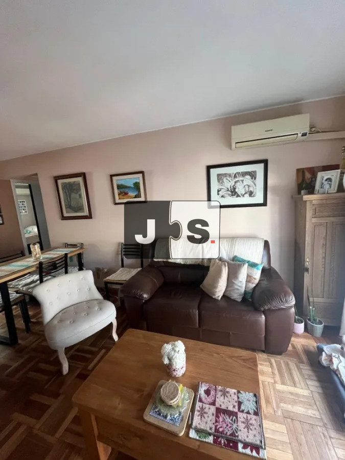 Apartamento ID.3932 - Vendo apartamento de 2 dormitorios en Ciudad Vieja
