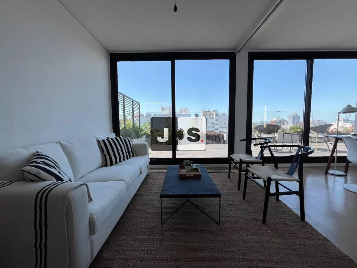 Apartamento ID.2937 - Vendo Apartamento, 2 Dormitorios, 2 Baños, Barrio Centro