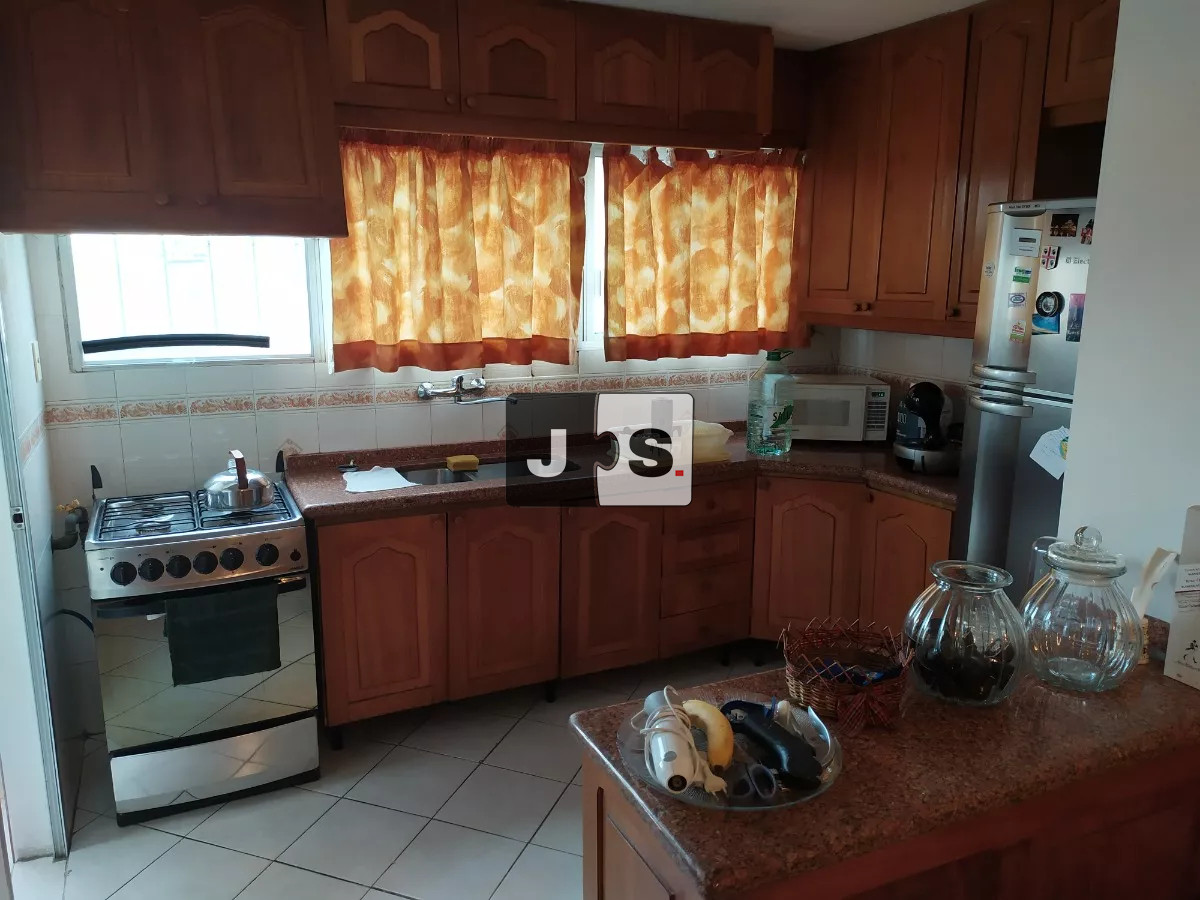Apartamento ID.3057 - Alquilo Penthouse Duplex, 3 Dormitorios, 2 Baños, 2 Cocheras, Barrio Villa Biarritz