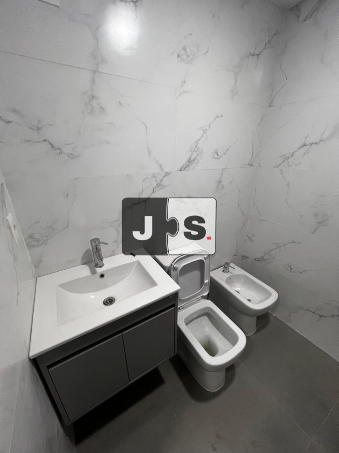 Apartamento ID.4120 - Vendo apartamento con 3 dormitorios en zona Prado 