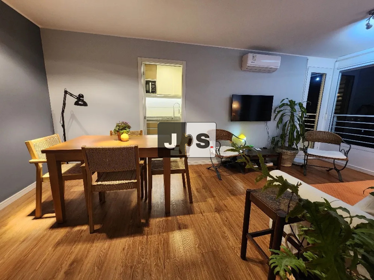 Apartamento ID.4306 - Vendo Apartamento en Cordón Sur, 1 dormitorio con 2 cocheras