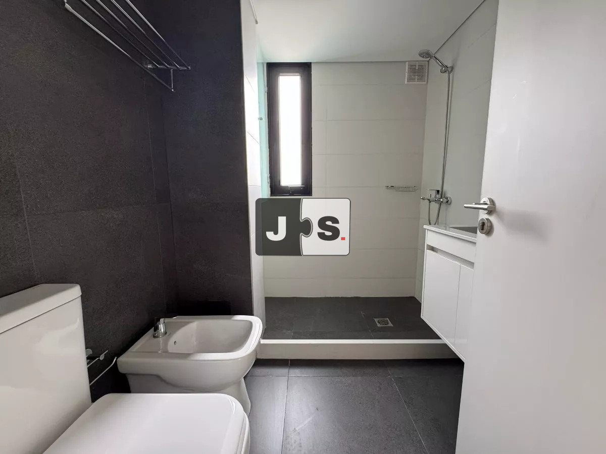 Apartamento ID.3356 - Vendo Apartamento, 1 Dormitorios, 1 Baños, Barrio Pocitos