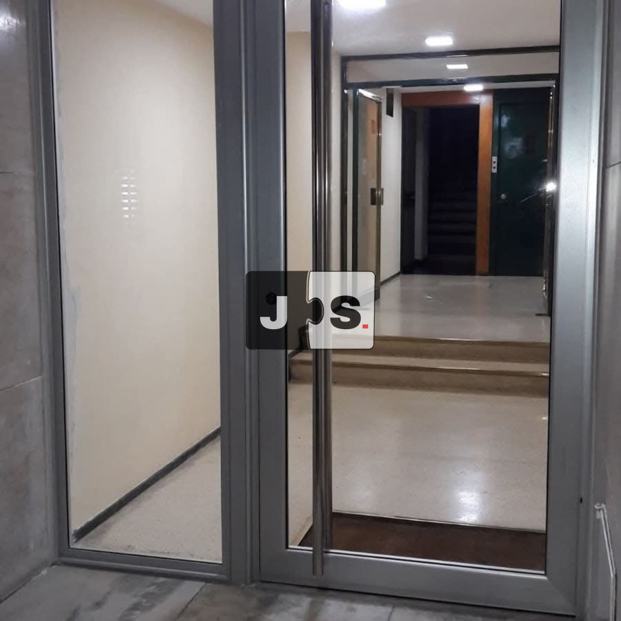 Apartamento ID.2599 - Alquilo apartamento 1 dormitorio en Centro amoblado con balcón
