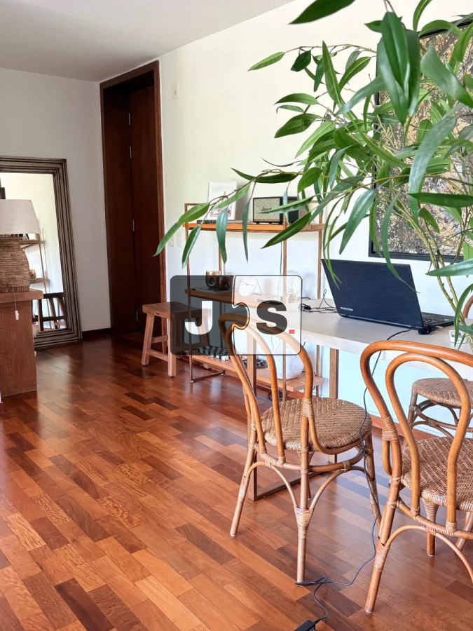 Apartamento ID.3804 - Alquilo apartamento de 2 dormitorios con piscina y garage en Carrasco