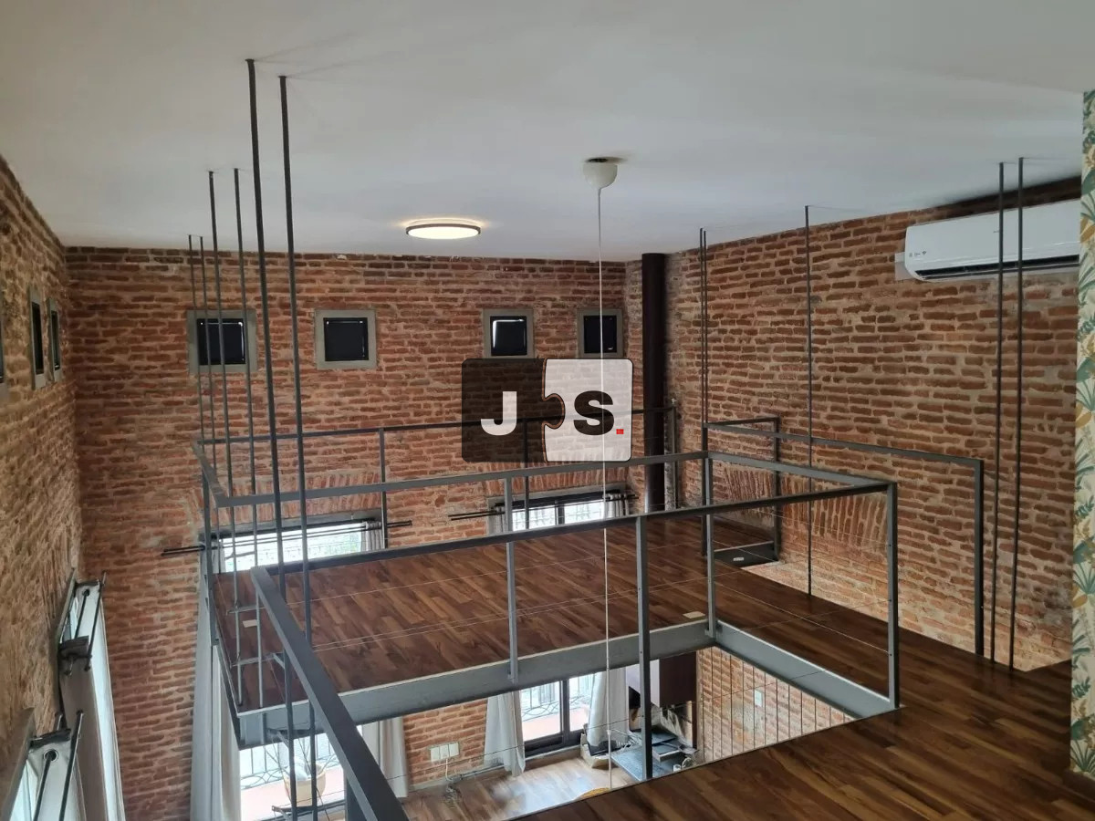 Apartamento ID.3144 - Vendo Apartamento, 2 Dormitorios, 2 Baños, Garage Doble, Barrio Ciudad Vieja