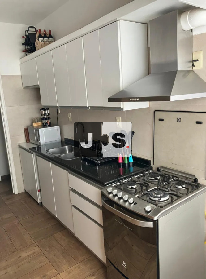 Apartamento ID.3531 - Vendo apartamento 3 dormitorios y 2 baños, centro