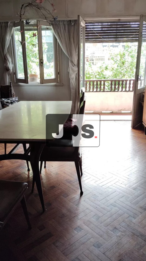 Apartamento ID.2477 - Vendo apartamento 3 dormitorios en Centro con balcón