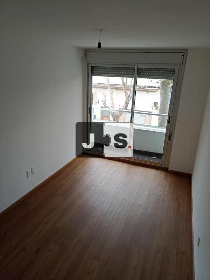 Apartamento ID.3033 - Vendo apartamento 2 dormitorios Parque Rodó