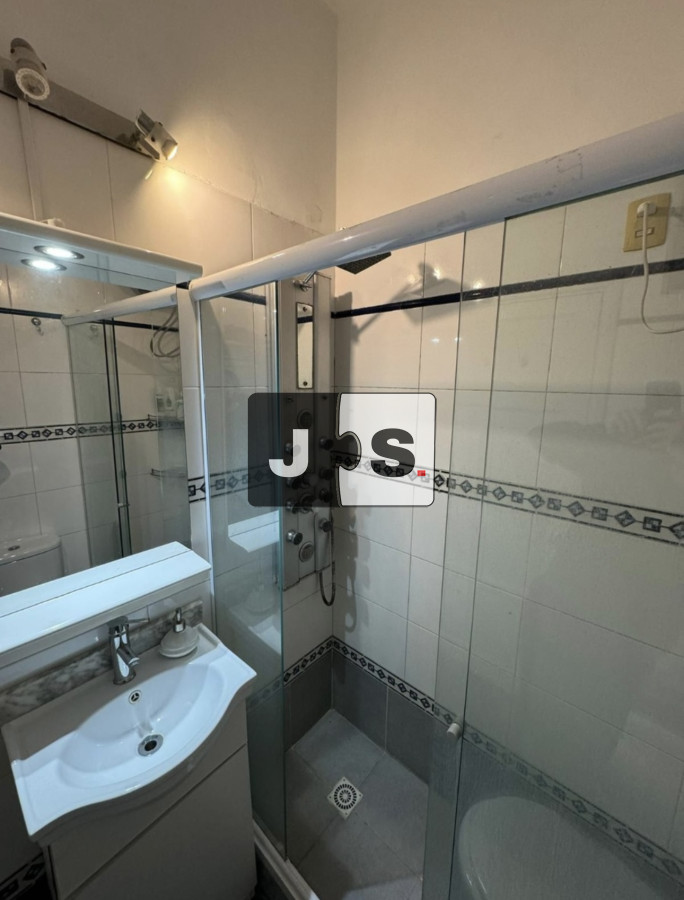 Apartamento ID.1583 - Alquilo apartamento de 2 dormitorios con terraza en Pocitos 