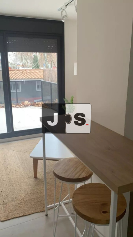 Apartamento ID.3122 - Alquiler apartamento 1 dormitorio, terraza, cochera punta carretas 