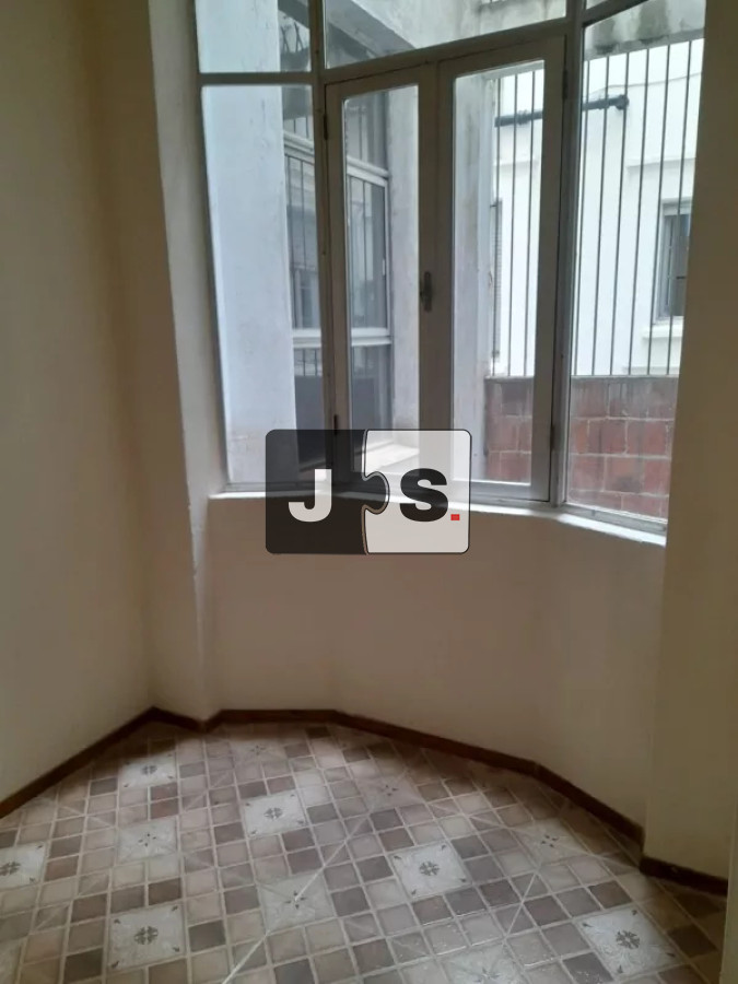 Apartamento ID.2908 - Alquilo apartamento, 4 dormitorios, 2 baño,  Barrio Cordón