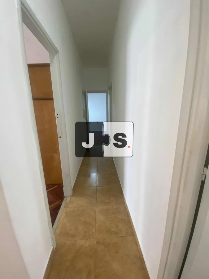 Apartamento ID.4364 - Venta Apartamento 3 dormitorios y 2 baños en Centro 