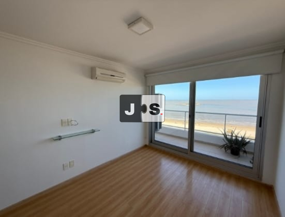 Apartamento ID.2855 - Alquiler Apartamento, 3 dormitorios, 4 Baños, vista al mar, Malvín 