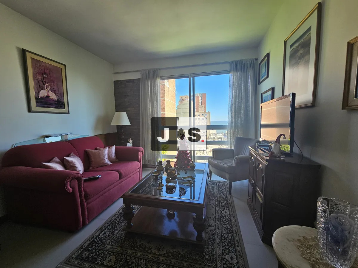 Apartamento ID.3896 - Vendo Apartamento, 1 Dormitorios, 1 Baños, Barrio Sur