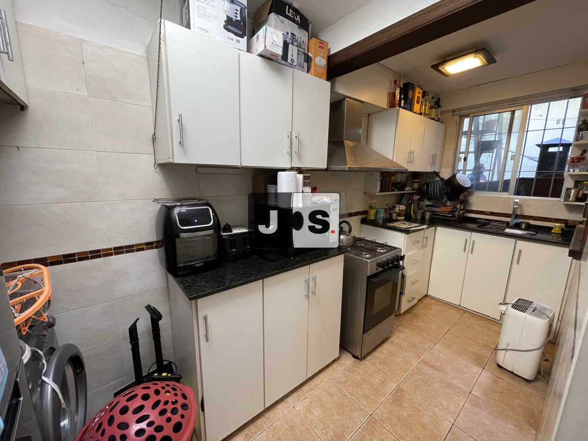 Apartamento ID.3694 - Venta apartamento interior 2 dormitorios 1 baño terraza garage Goes 