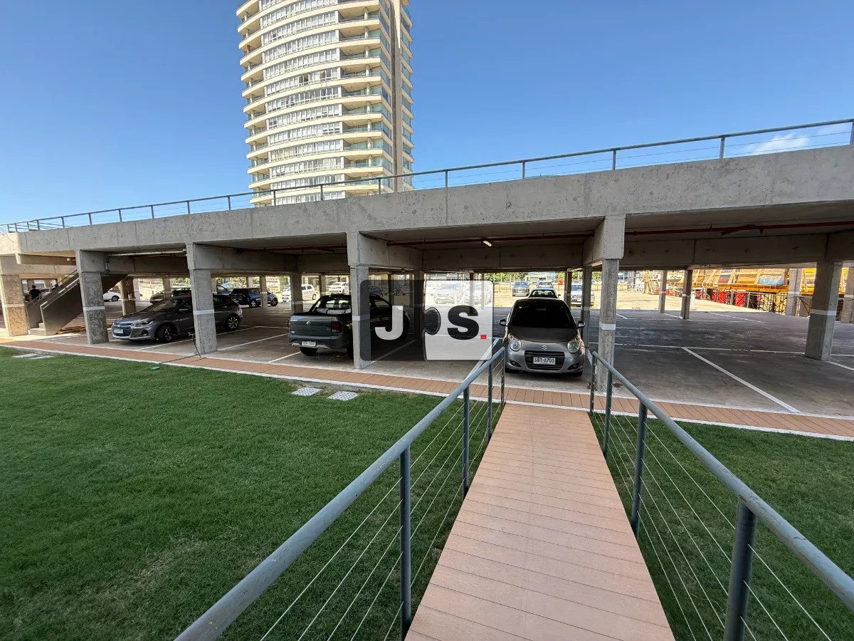 Apartamento ID.2925 - Alquiler Apartamento, 1 dormitorio con Piscina, Barbacoa, Garage, vista a Lago, Canelones
