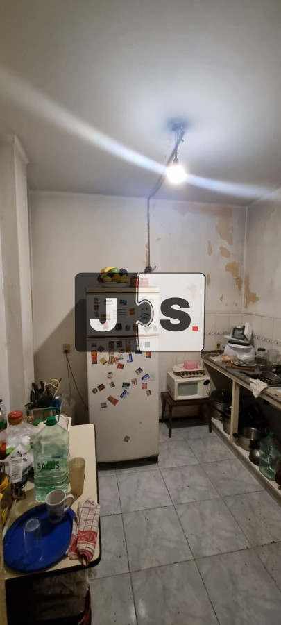 Apartamento ID.812 - Venta apartamento 4 dormitorios Centro Montevideo