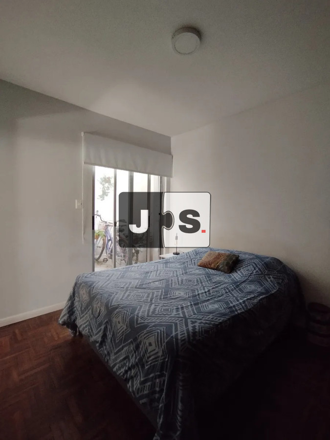 Apartamento ID.3706 - Venta Apartamento tipo Casa 3 Dormitorios, estufa a leña, Cordón