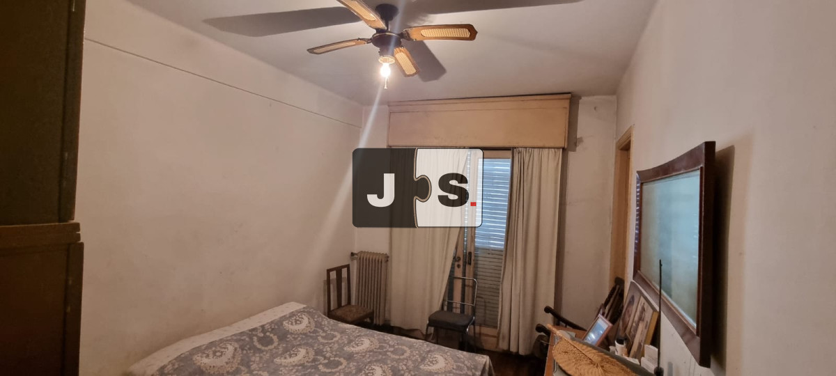 Apartamento ID.812 - Venta apartamento 4 dormitorios Centro Montevideo