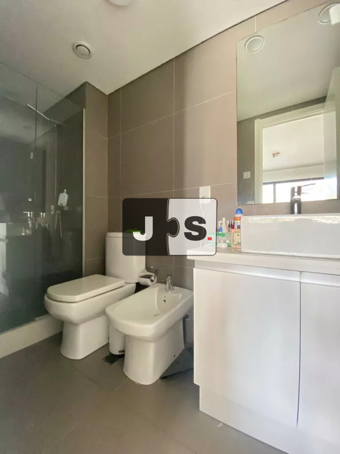 Apartamento ID.2859 - Vendo Apartamento, 2 Dormitorios, 2 Baños, Garege Fijo, Barrio Puerto Buceo