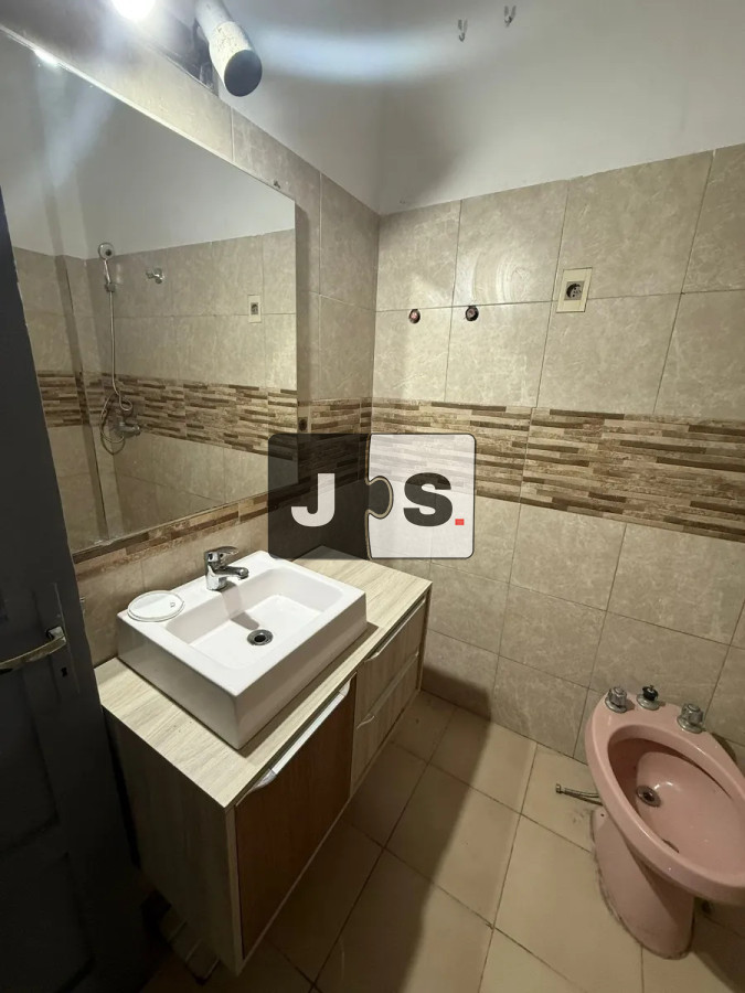 Apartamento ID.4331 - Vendo apartamento de 2 dormitorios en el Centro