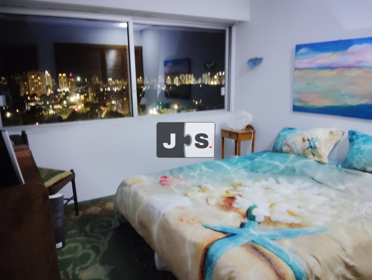 Apartamento ID.2984 - Vendo Apartamento, 4 Dormitorios, 4 Baños, Punta del Este